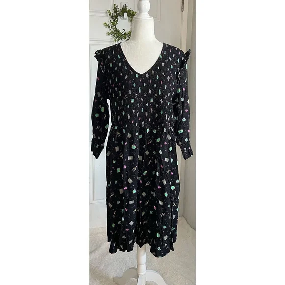 Disney Hocus Pocus Icons Dress Plus Size (Sz 2) - Picture 3 of 8